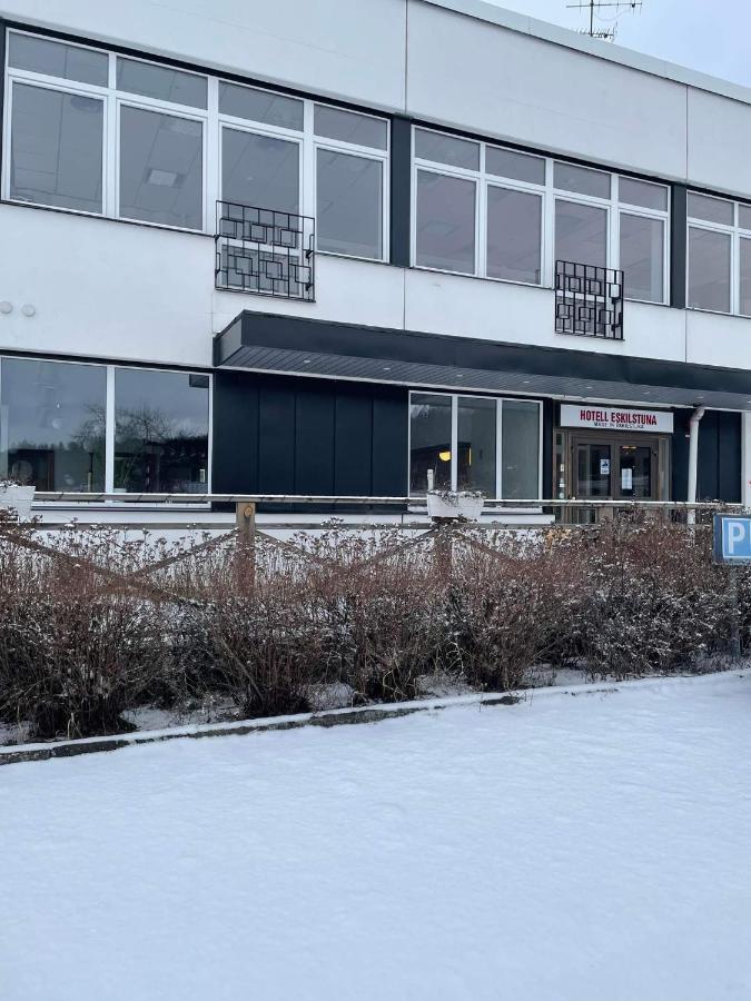 Hotell Ескилстуна Екстериор снимка