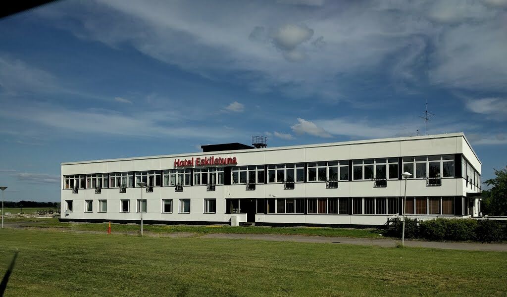 Hotell Ескилстуна Екстериор снимка
